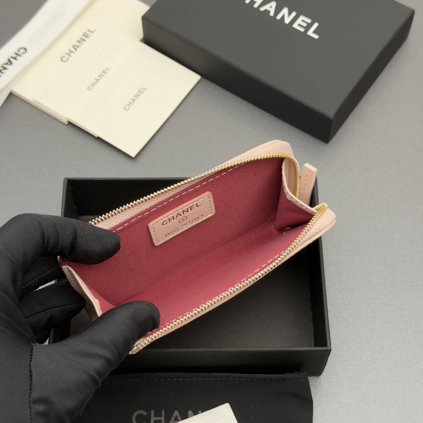[Chanel] 샤넬 메탈 로고 지퍼 카드/코인 지갑