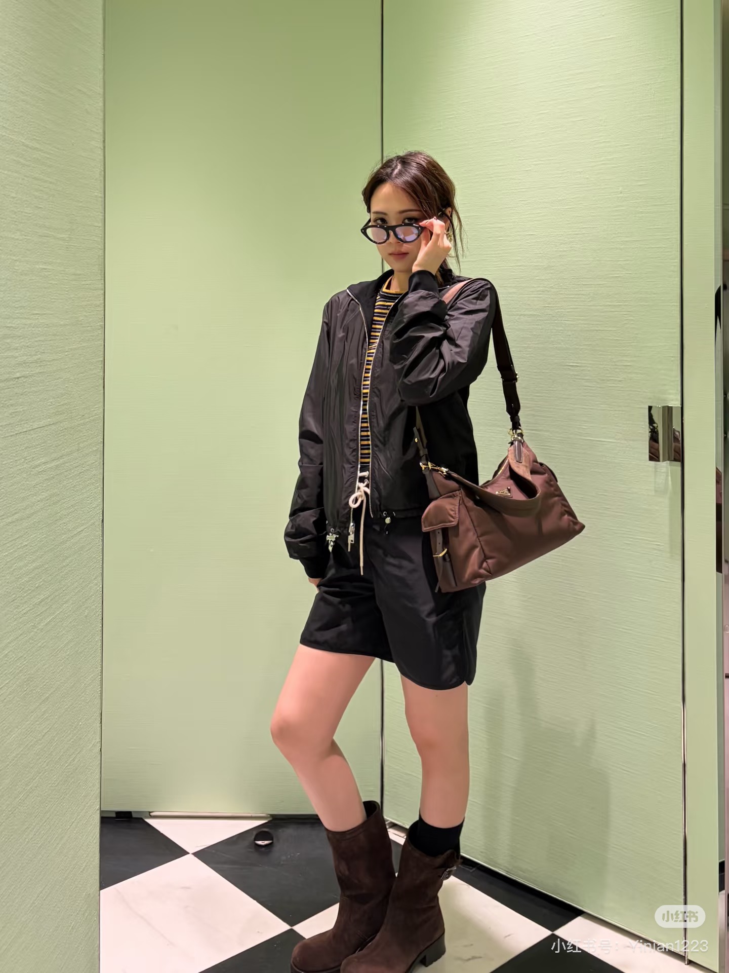 프라다(PRADA) 리버서블 나일론 스탠드 칼라 재킷 상의 의류
