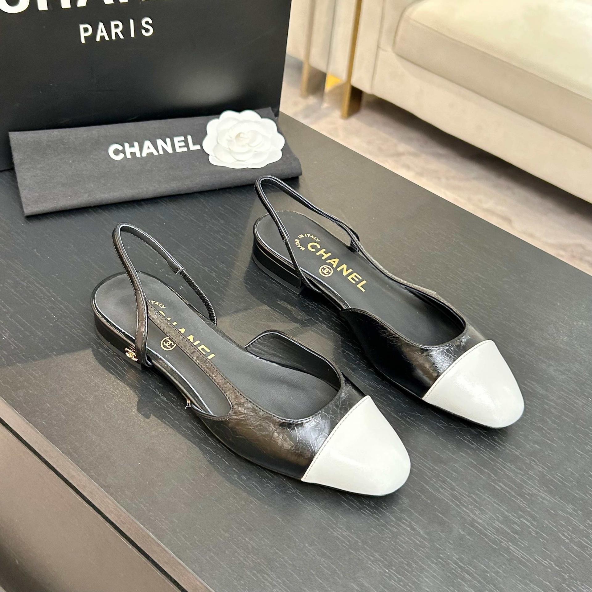 샤넬(CHANEL) 투톤 슬링백 로우힐 신발