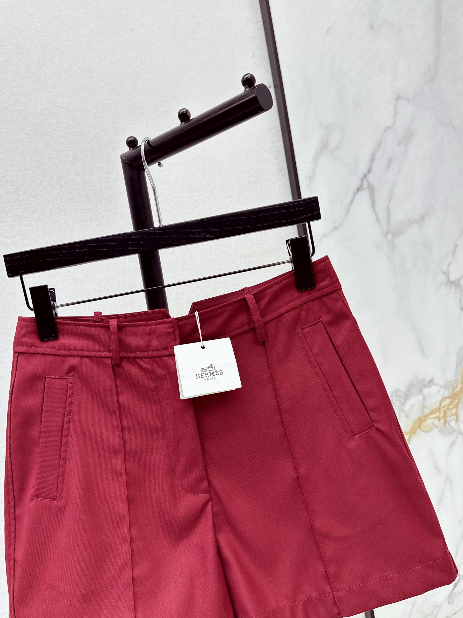 [Hermes] 에르메스 26SS 텍스처드 클래식 숏팬츠 반바지 의류