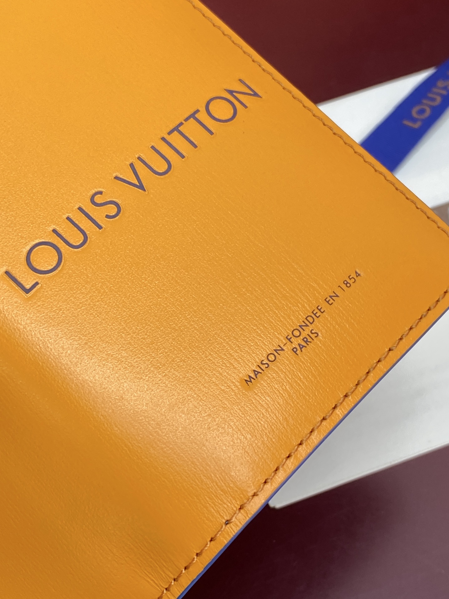 [Louis Vuitton] LV 루이비통 쇼퍼백 모티브 포켓 월렛 지갑