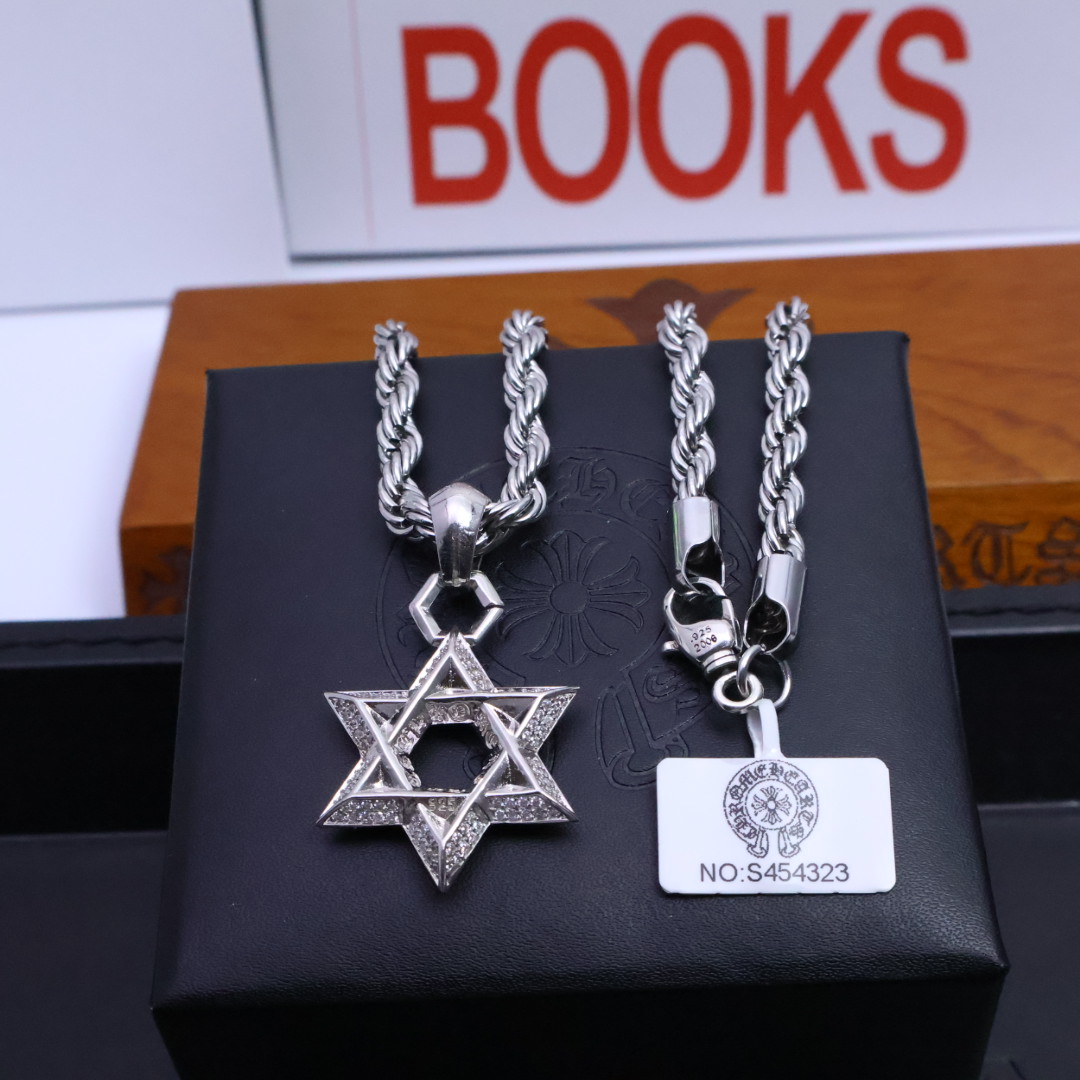 크롬하츠(CHROME HEARTS) 크로스 트위스트 체인 목걸이 악세사리