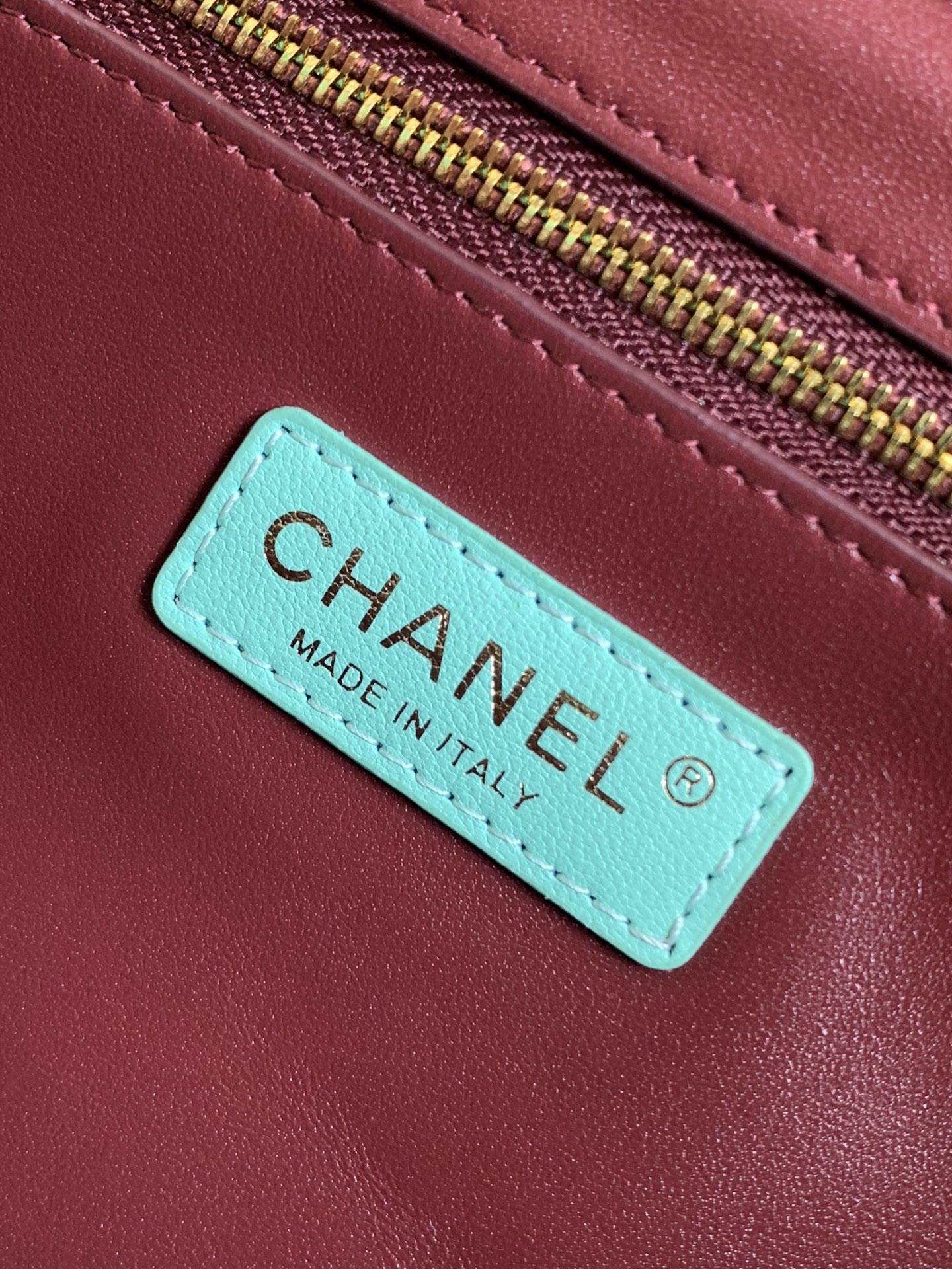 [Chanel] 샤넬 26S Cerf 서프 백 미디움 토트백 (그린) 가방