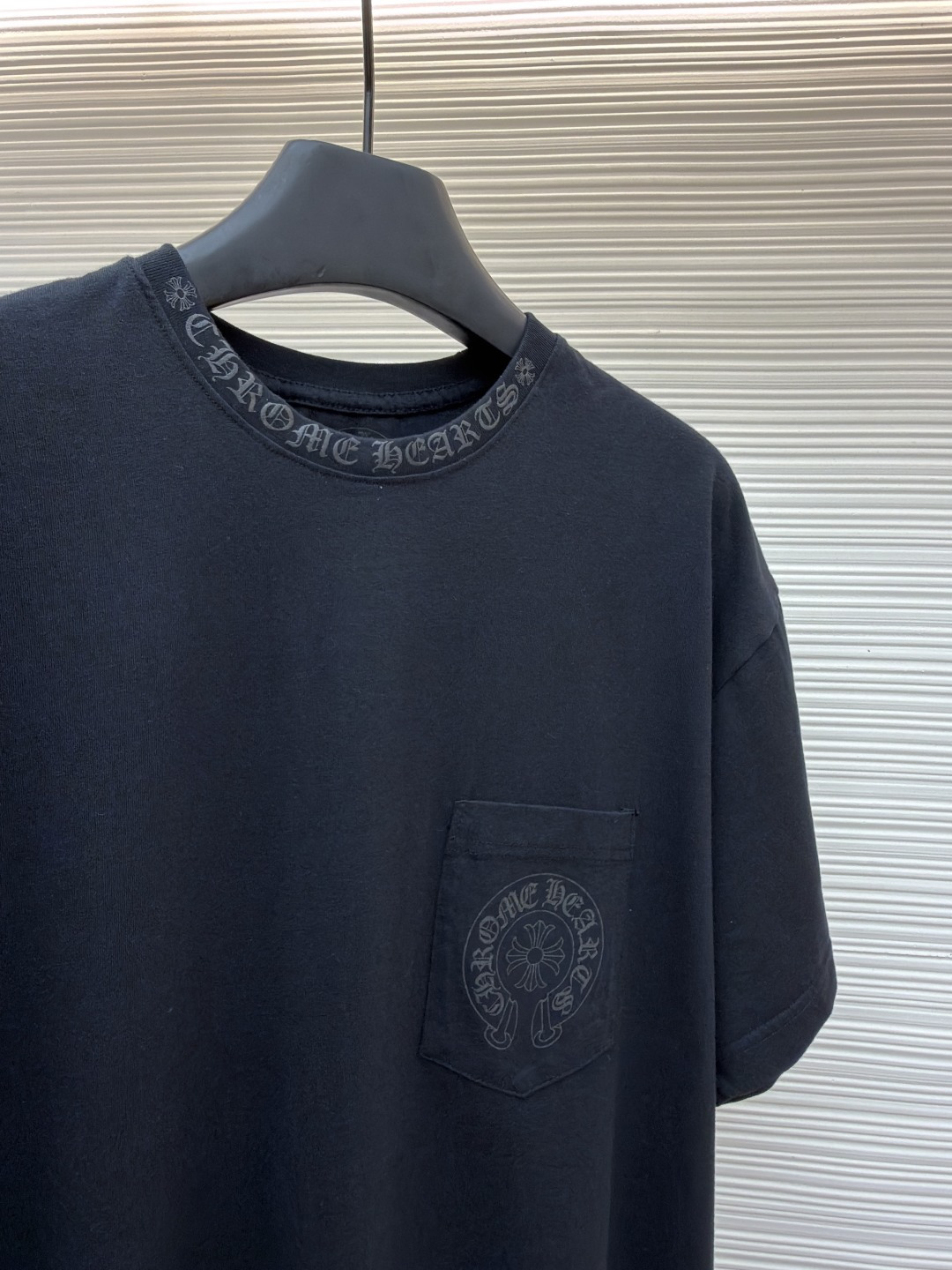 크롬하츠(CHROME HEARTS) 그라데이션 호스슈 프린트 티셔츠 상의 의류