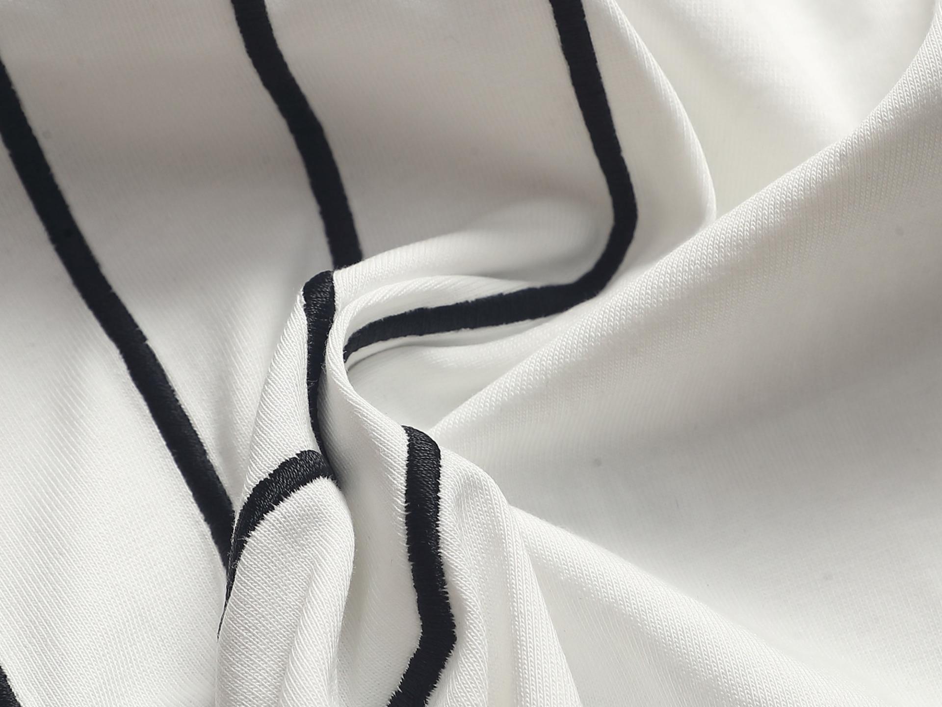 발렌시아가(BALENCIAGA) NBA 콜라보 배색 로고 반팔 티셔츠 상의 의류
