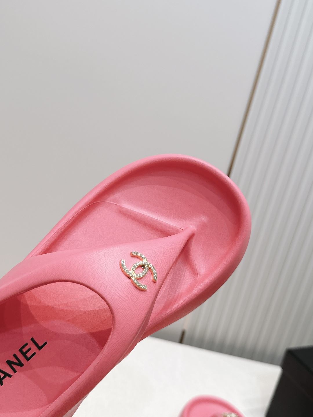 샤넬(CHANEL) 플랫폼 플립플랍 샌들 신발