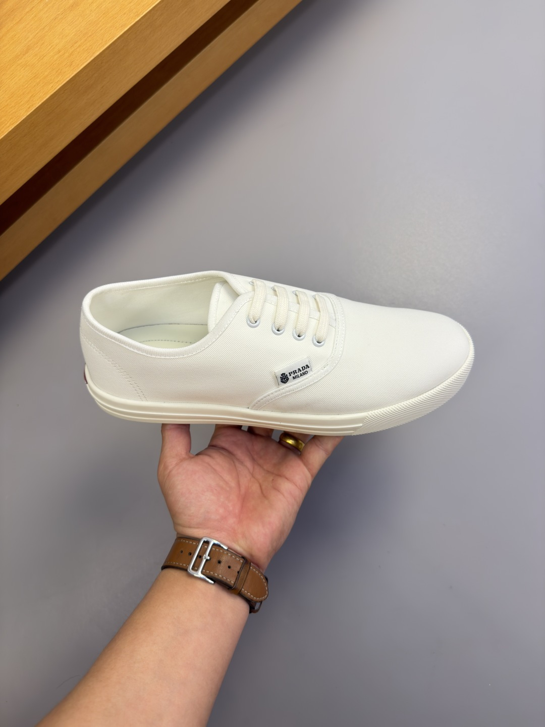 [Prada] 프라다 로고 캔버스 레트로 스니커즈 신발