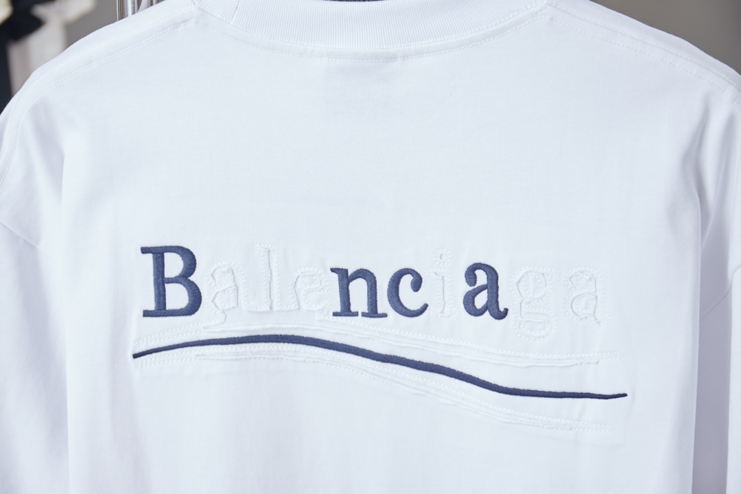 발렌시아가(BALENCIAGA) 패치 자수 로고 반팔 티셔츠 상의 의류