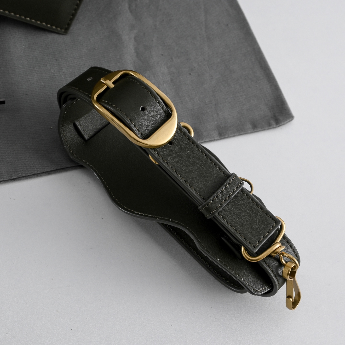 BALENCIAGA 발렌시아가 Le City 르 시티 스웨이드 컴비네이션 카프스킨 모터사이클 백 가방