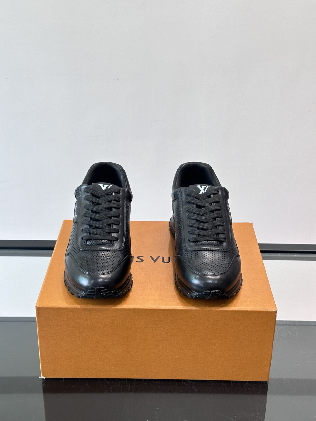 [Louis Vuitton] LV Run Away 루이비통 런 어웨이 맨즈 스니커즈 신발