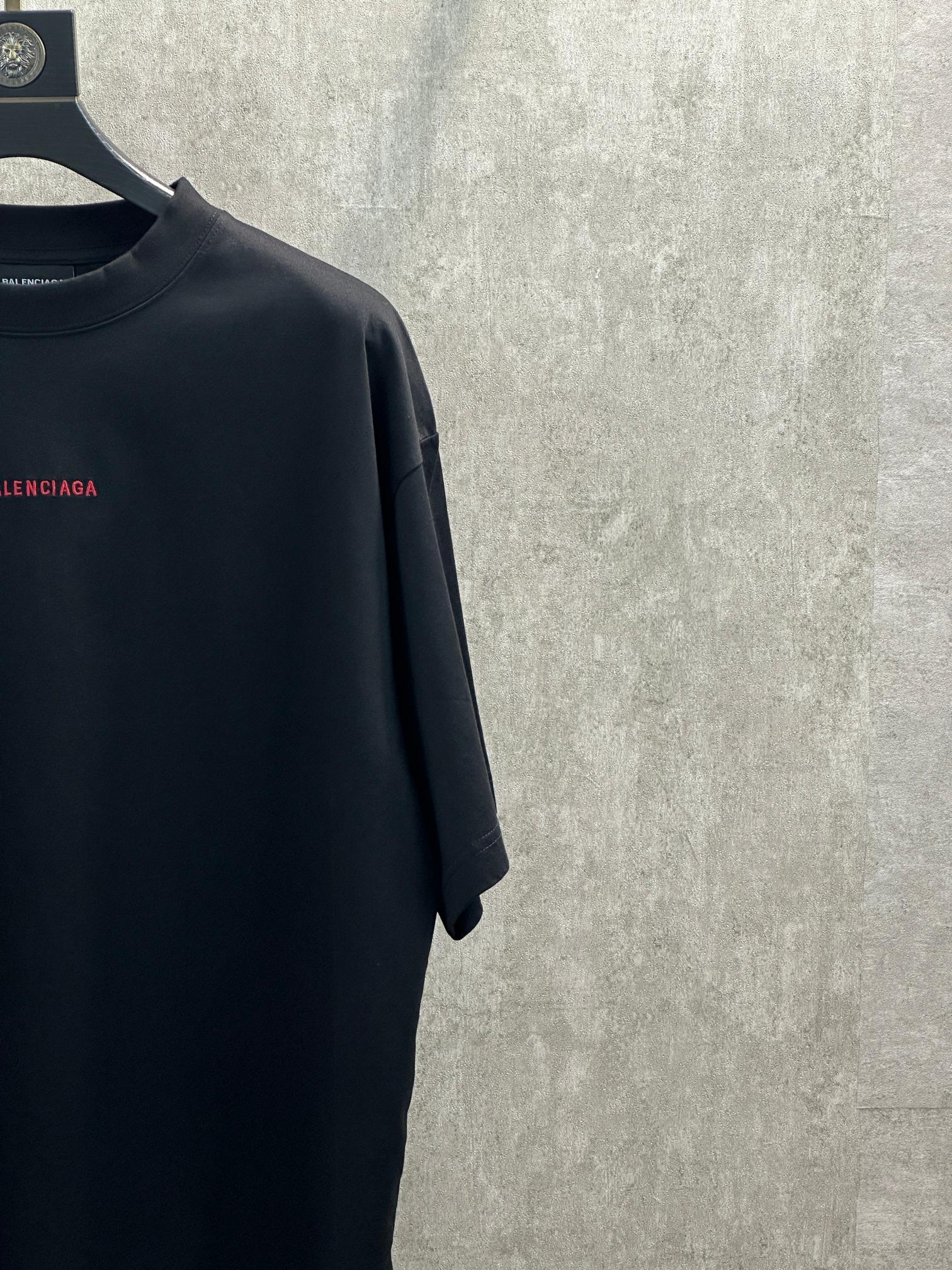 발렌시아가(BALENCIAGA) 레터링 자수 반팔 티셔츠 의류