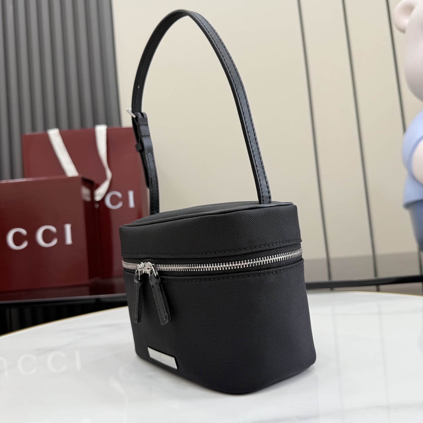 [Gucci] 구찌 Primavera 프리마베라 태그(Tag) 블랙 니롱 탑 핸들 미니 백 가방