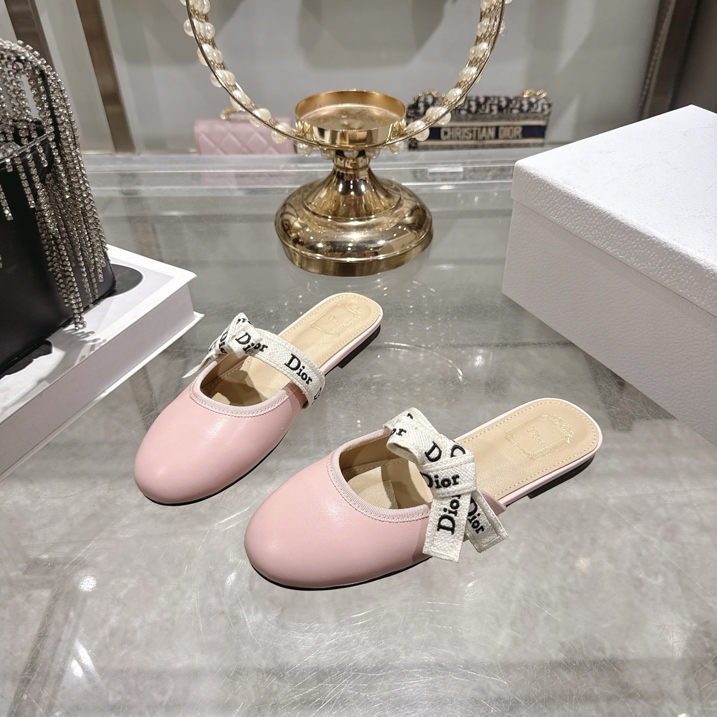 디올(DIOR) 리본 스트랩 메리제인 슬리퍼 신발