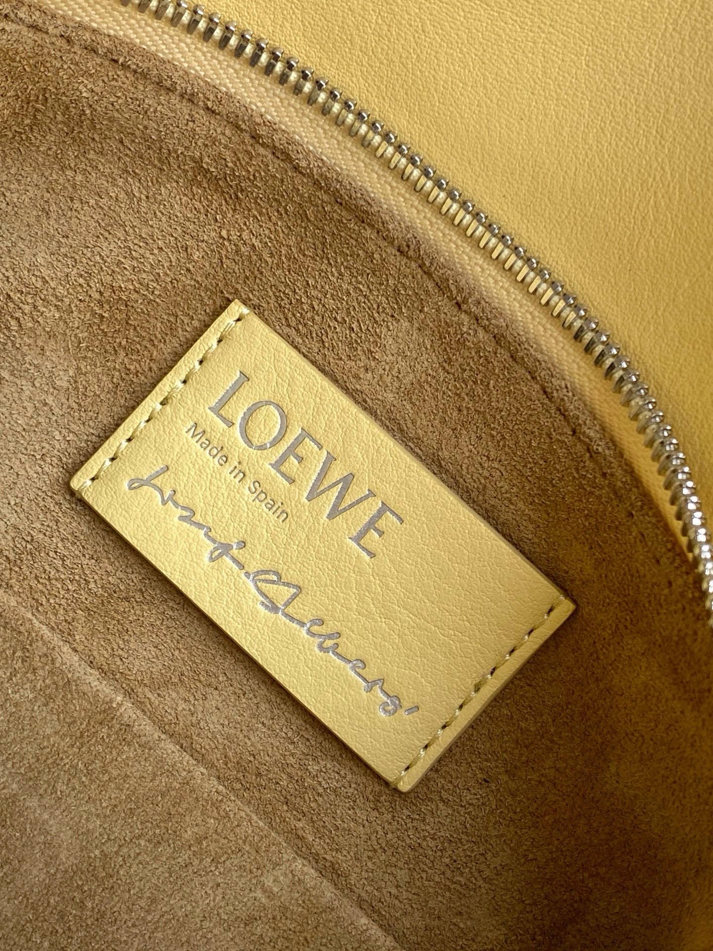 Loewe 로에베 퍼즐(Puzzle) 스몰 나파 소가죽 핸드백 (조셉 앨버스 콜라보 에디션) 가방