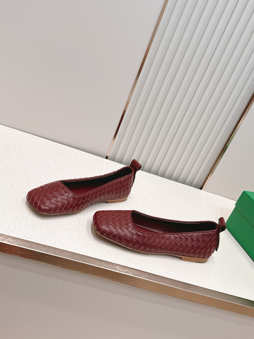 보테가 베네타(BOTTEGA VENETA) 위빙 메리제인 플랫 발레 슈즈 신발