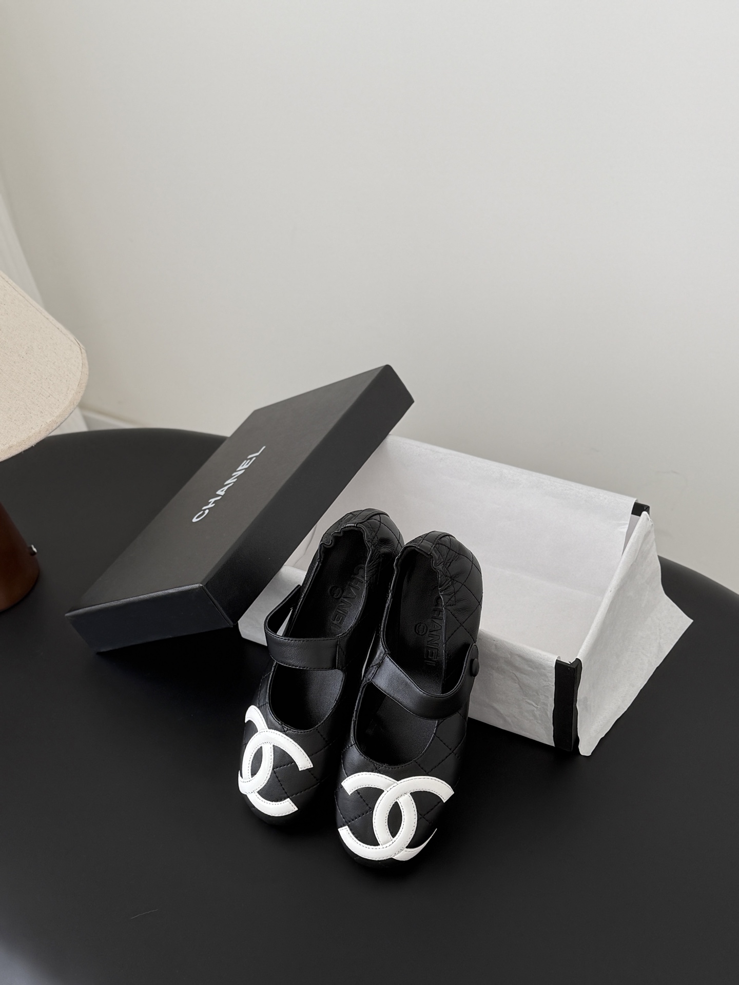 샤넬(CHANEL) 빈티지 캄봉 플랫슈즈 신발