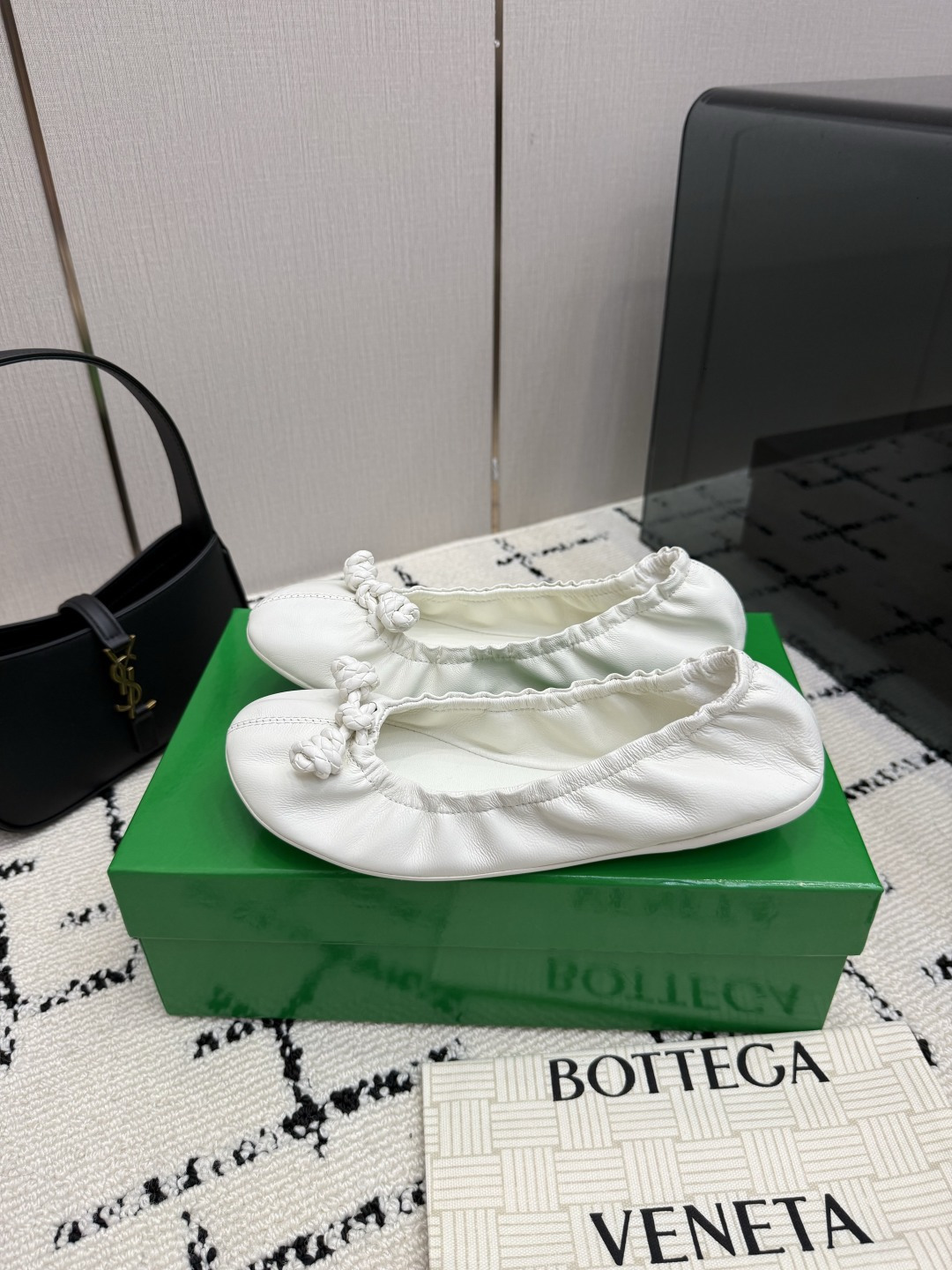 보테가 베네타(BOTTEGA VENETA) 판타스미나 발레리나 플랫 신발