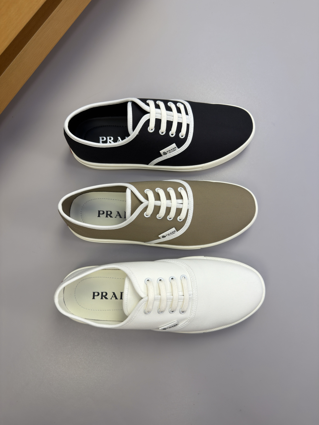 [Prada] 프라다 로고 캔버스 레트로 스니커즈 신발