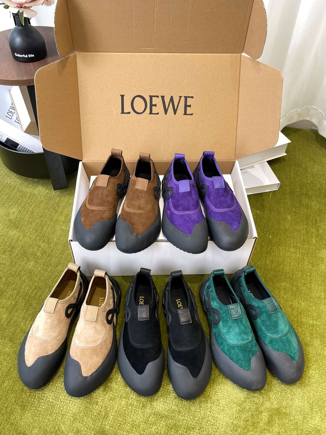 로에베(LOEWE) 스웨이드 러버토 클라이밍 스니커즈 신발