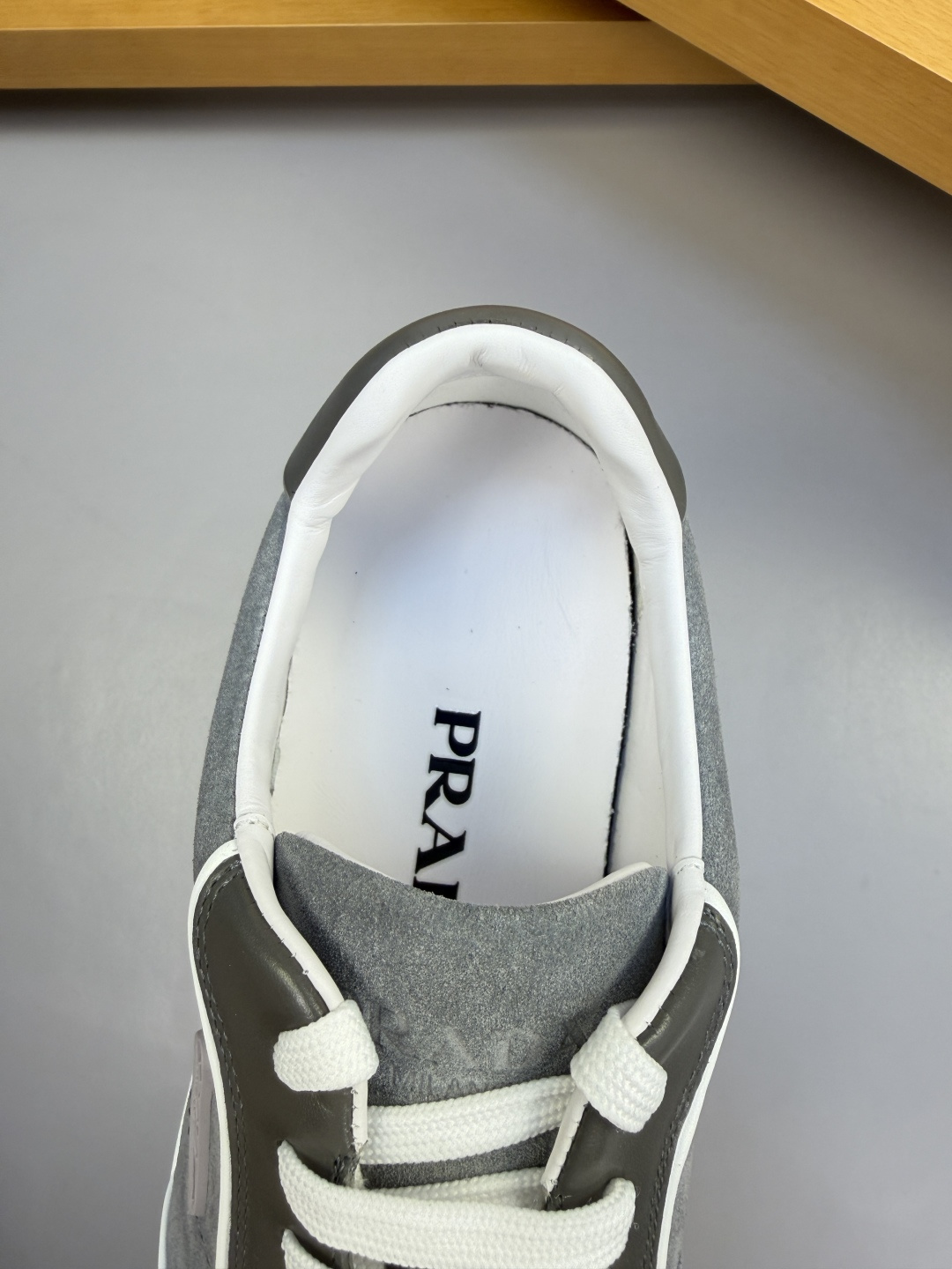 [Prada] 프라다 나파 & 스웨이드 콤비 스니커즈 신발