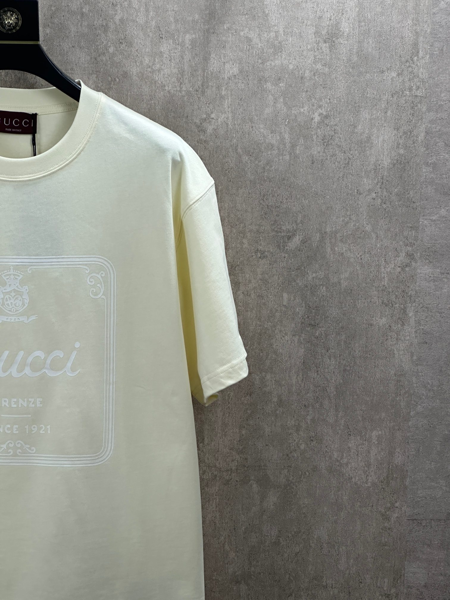 구찌(GUCCI) 레터링 프린트 반팔 티셔츠 의류