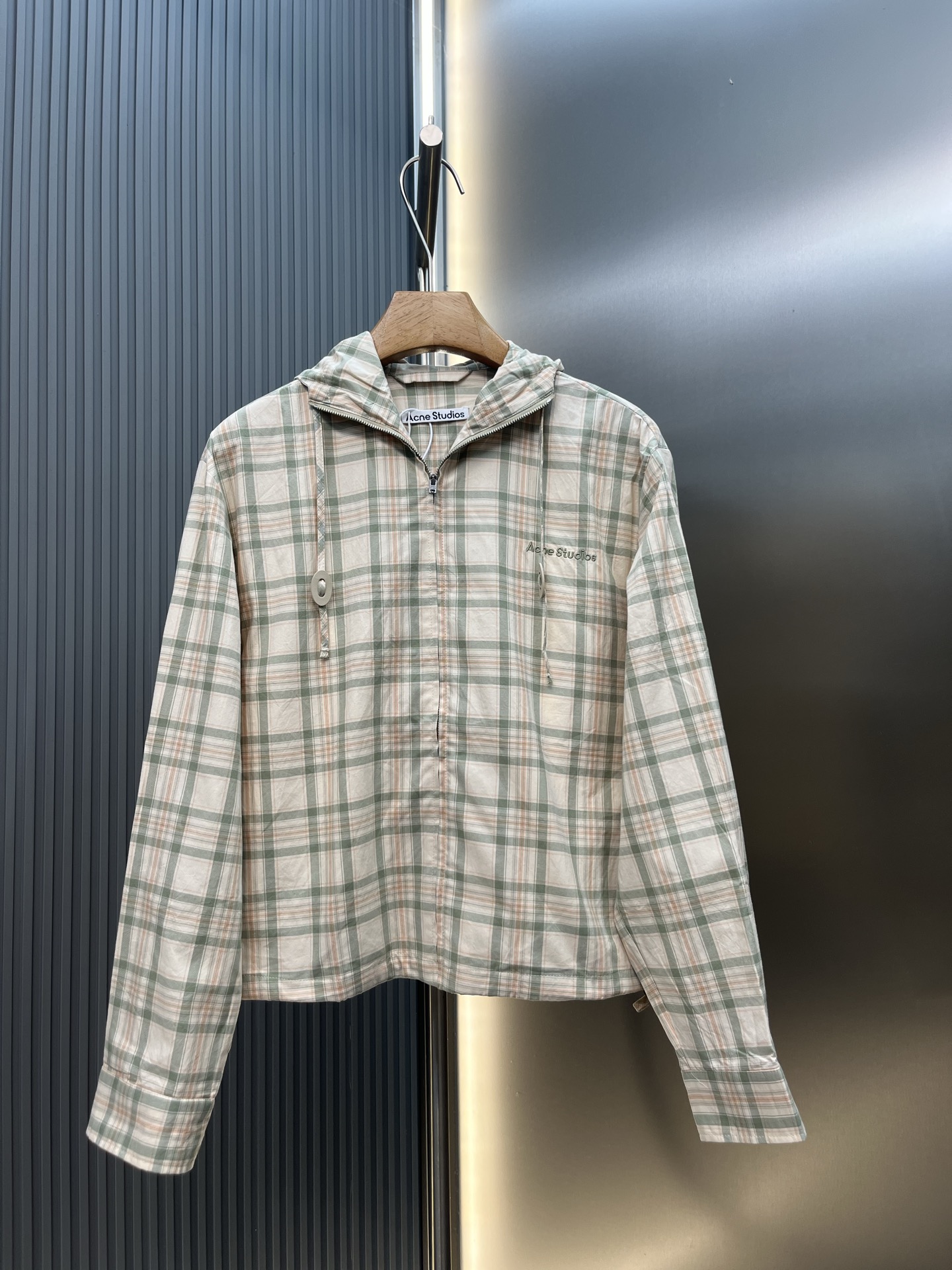 아크네(Acne studios) 로고 자수 체크 후드 재킷 상의 의류