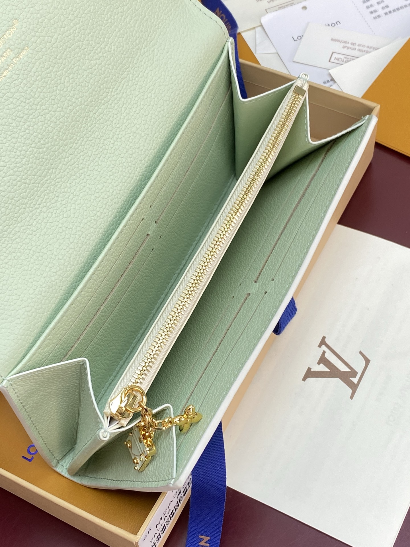 [Louis Vuitton] LV 루이비통 엠프레인 하이 섬머 Sarah 사라 월렛 지갑 M2A359