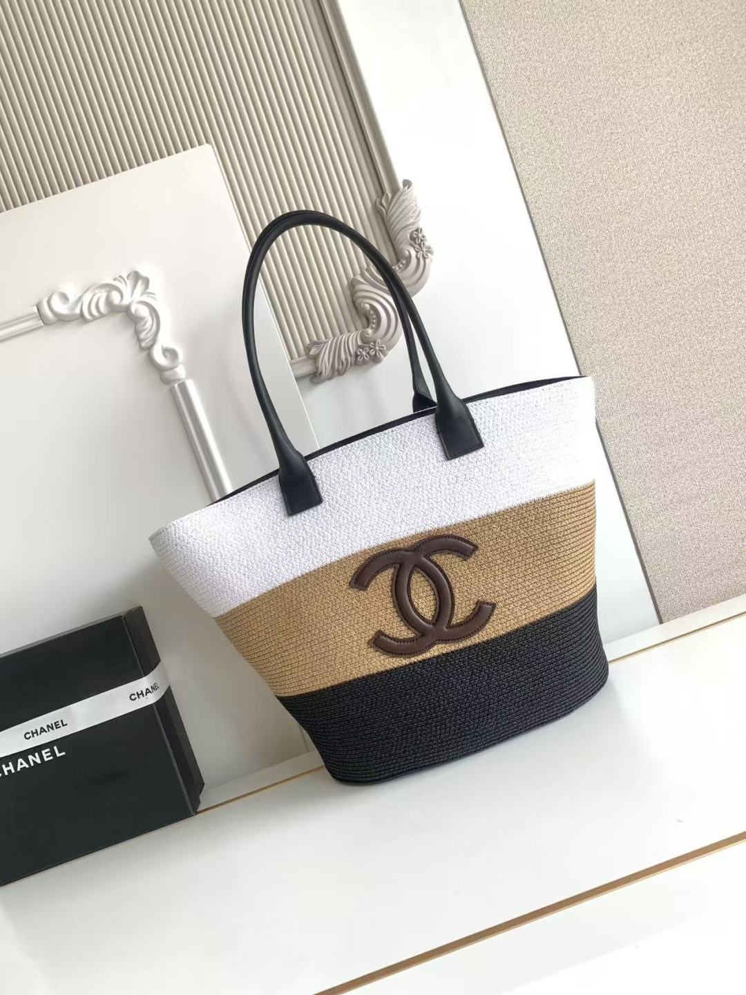 Chanel 샤넬 26C 라피아 & 스웨이드 위빙 쇼핑백 토트백 (AS6148) 가방