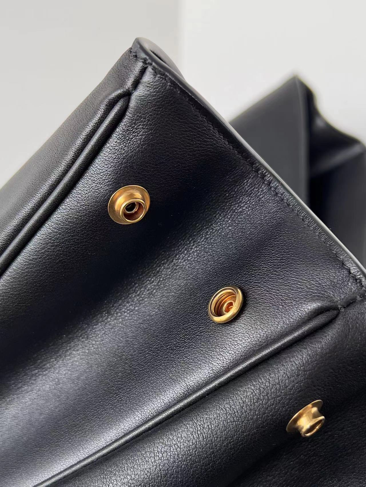 BALENCIAGA 발렌시아가 Redeo 로데오 스몰 핸드백 가방