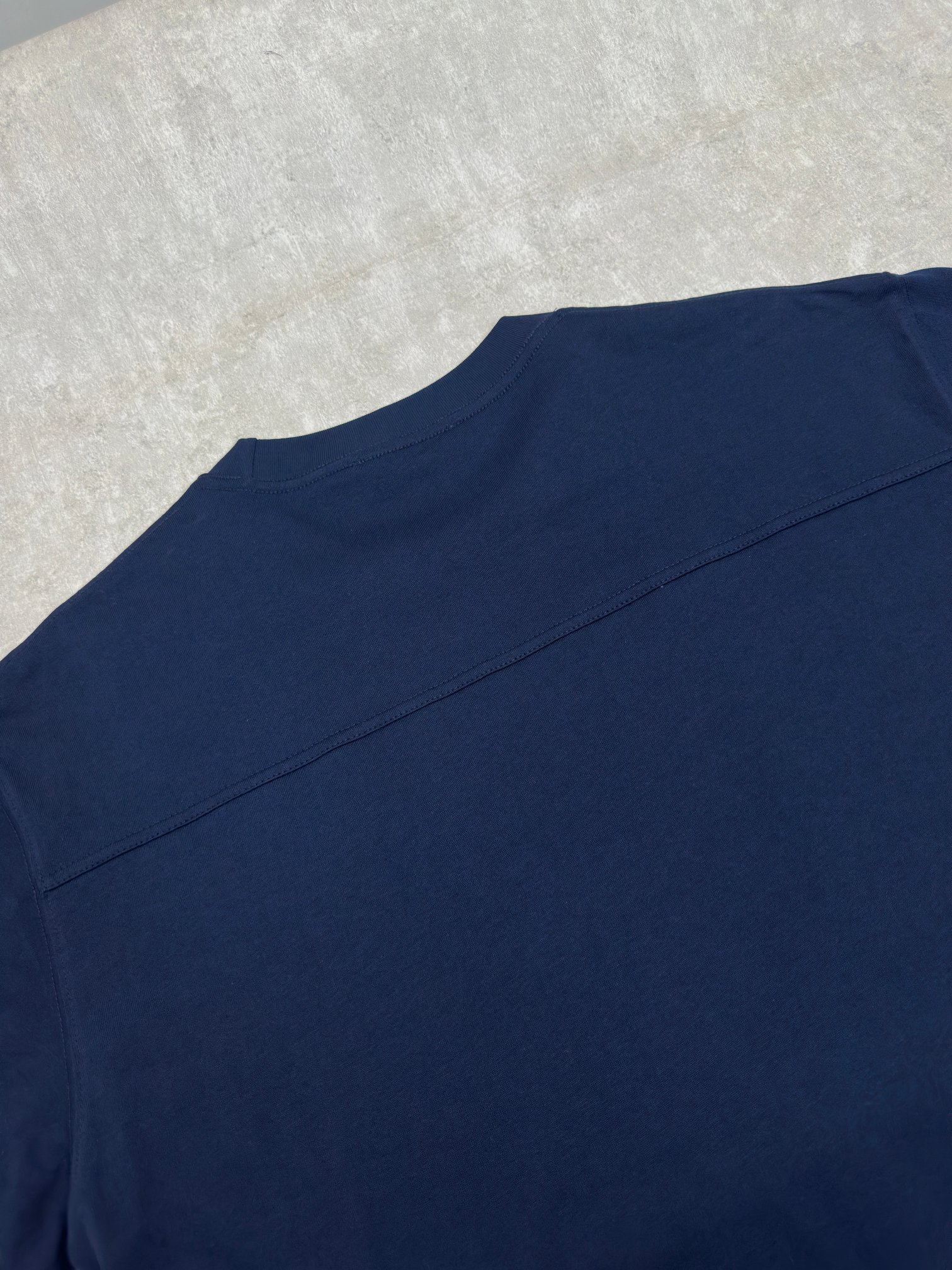 구찌(GUCCI) 아카이브 레터링 자수 반팔 티셔츠 의류