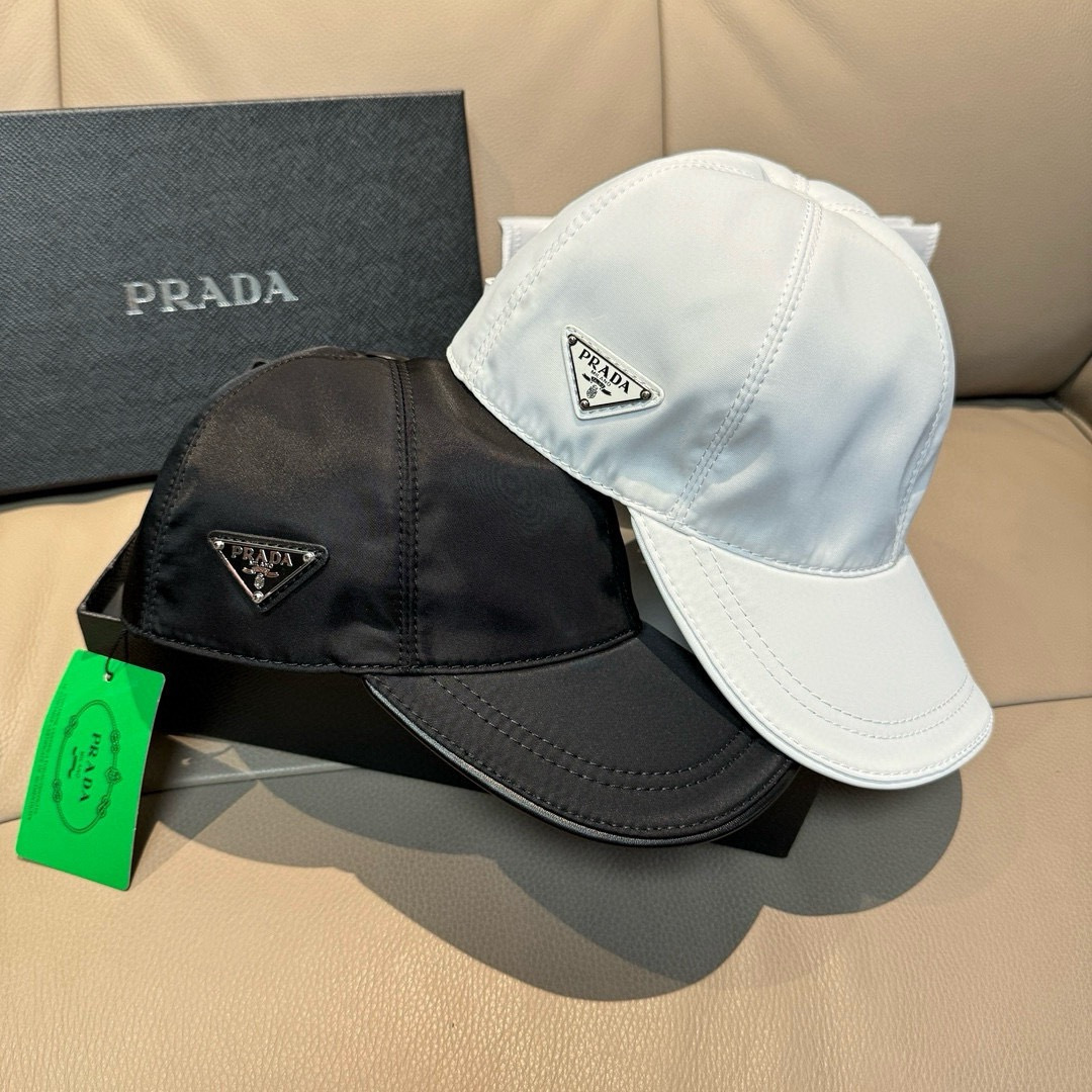 프라다(PRADA) 삼각 로고 나일론 볼캡 모자