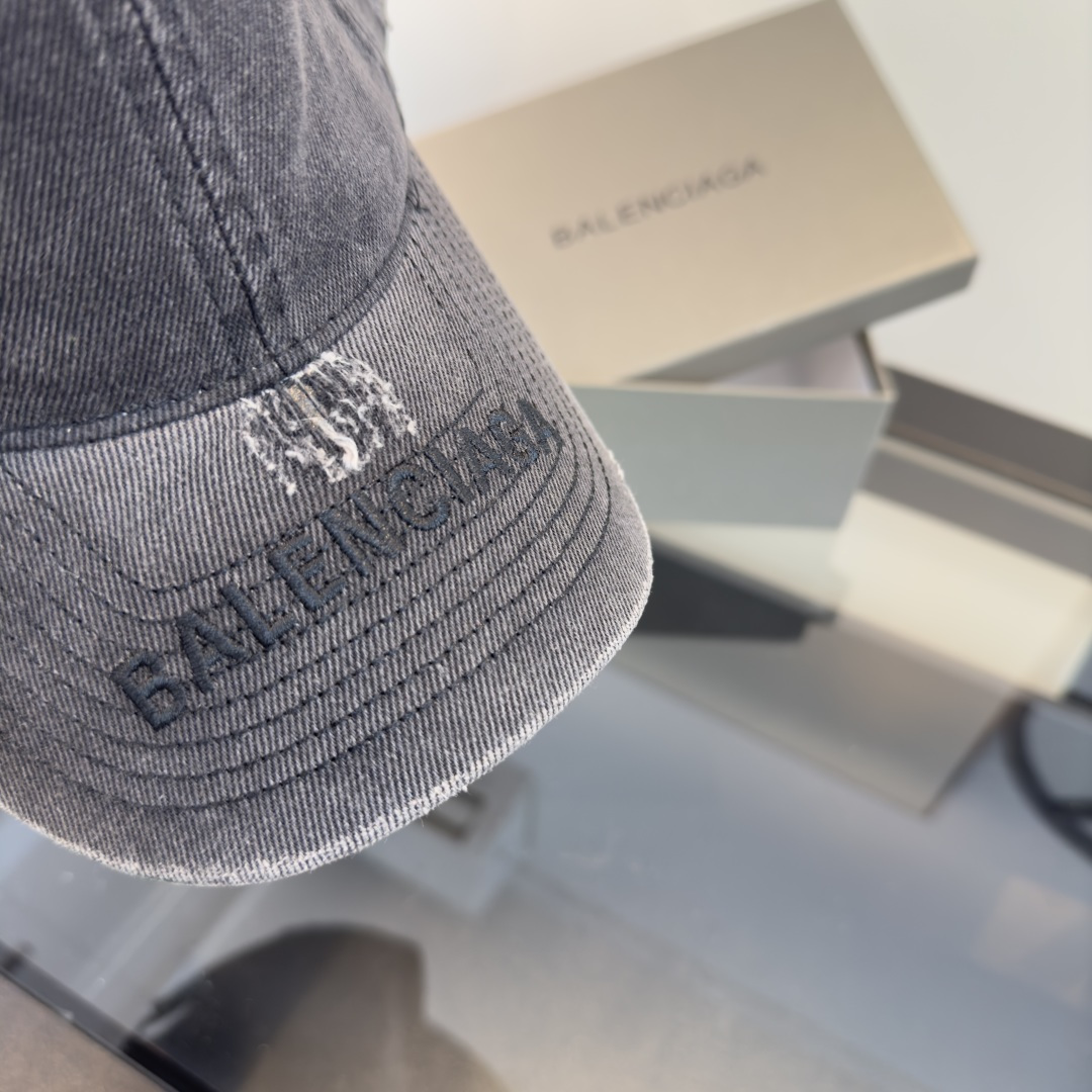 발렌시아가(BALENCIAGA) 밀리터리 캡 모자