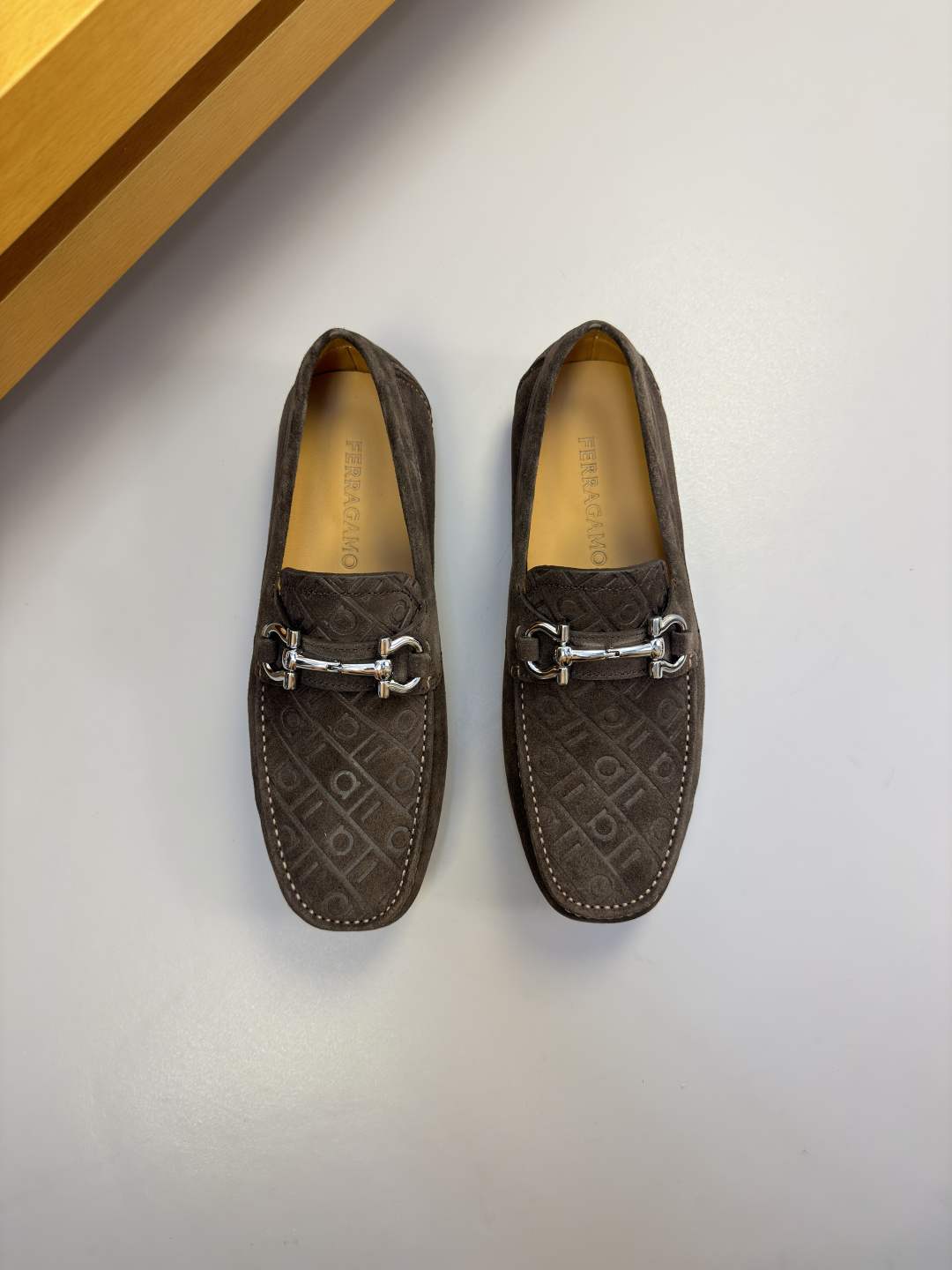 Ferragamo 페라가모 클래식 스웨이드 로퍼 정장화 구두 신발