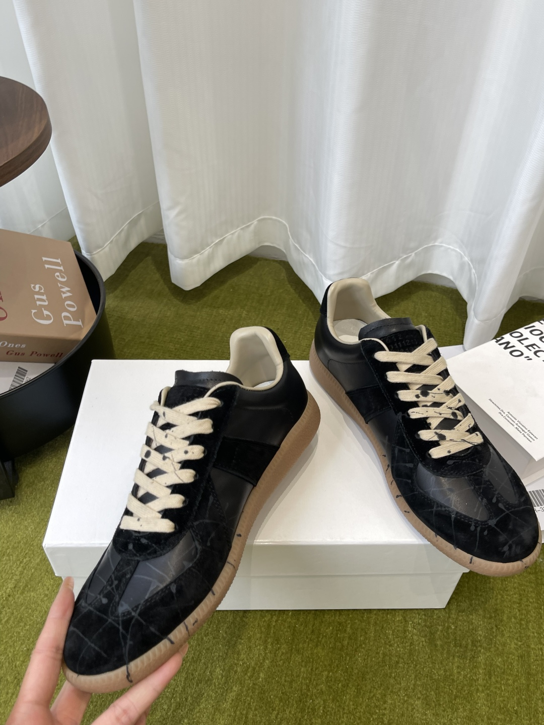 메종 마르지엘라(Maison Margiela) 페인트 스플래터 독일군 스니커즈 신발
