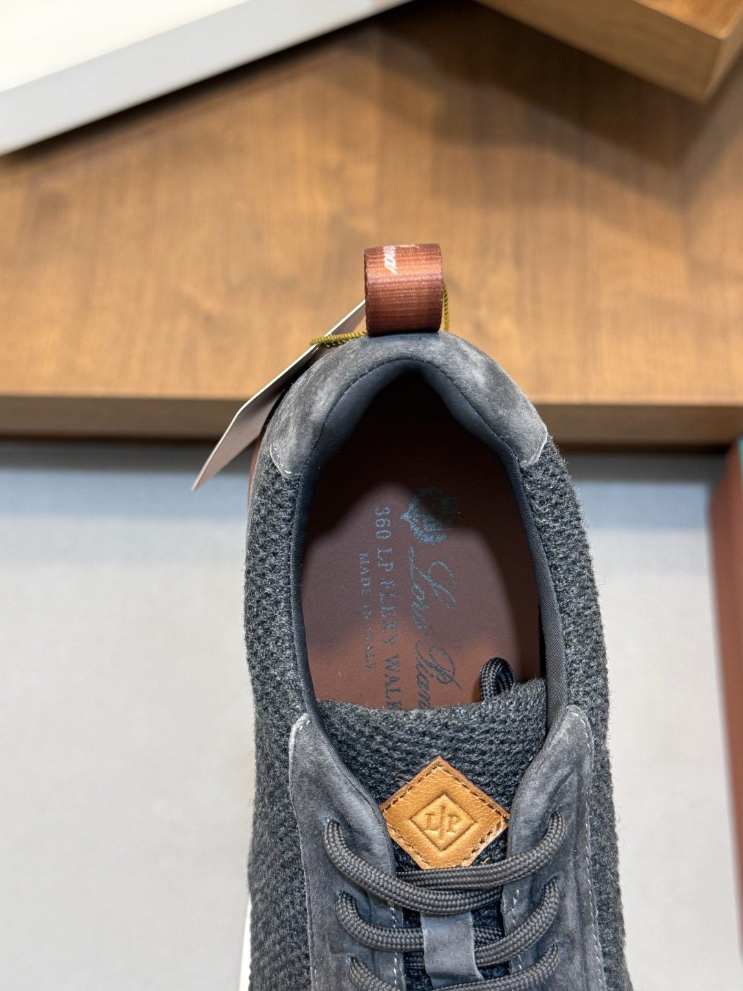 [Loro Piana] LP 로로 피아나 워크 앤 워크 / 시티 워크 스니커즈 신발