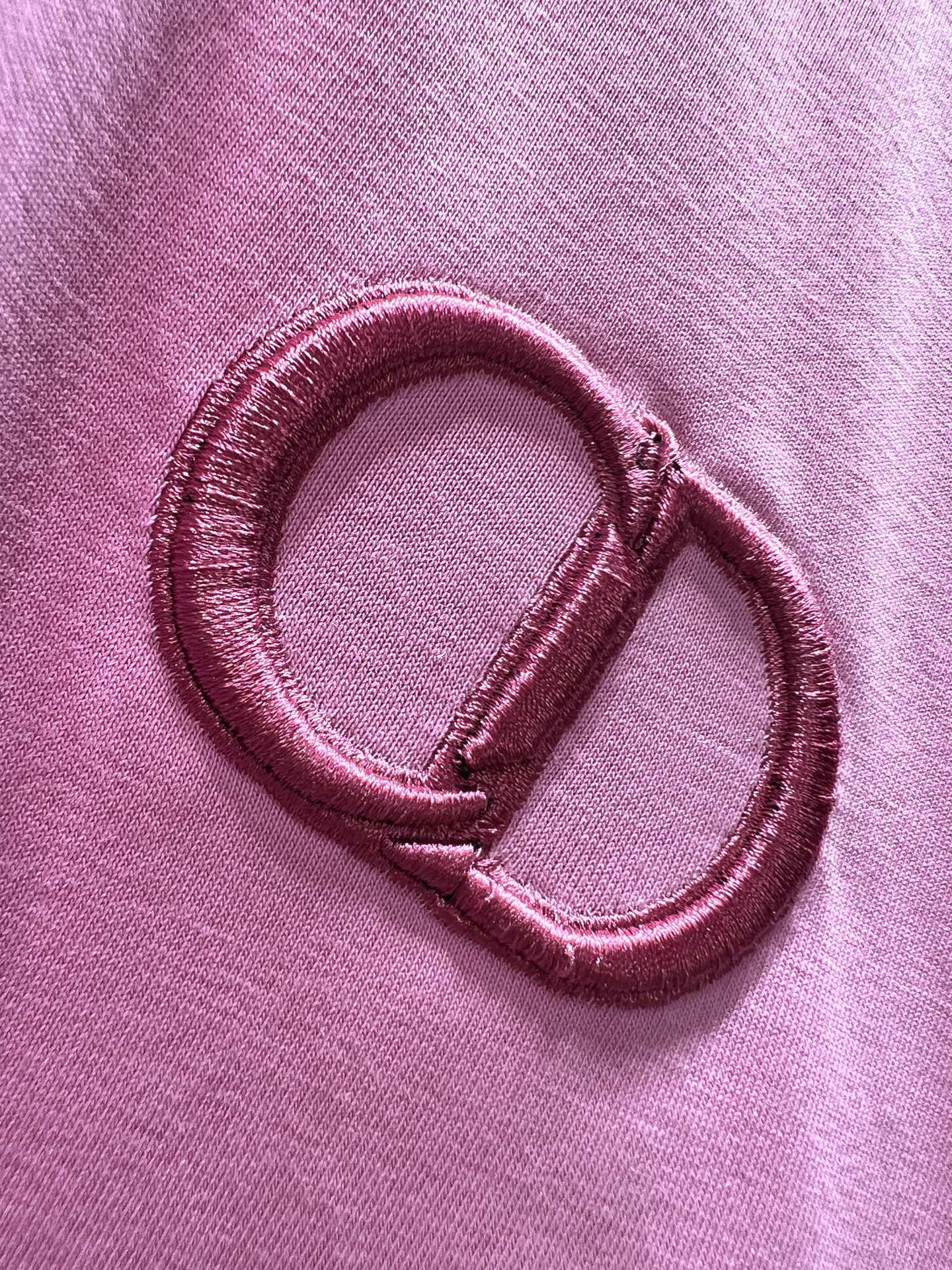 디올(DIOR) CD 로고 자수 반팔 티셔츠 상의 의류