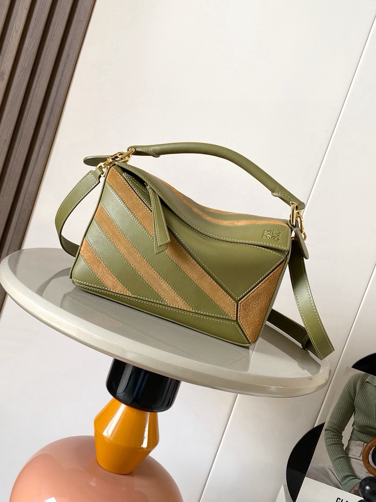 Loewe 로에베 퍼즐(Puzzle) 스몰 핸드백 (올리브 그린 배색) 가방