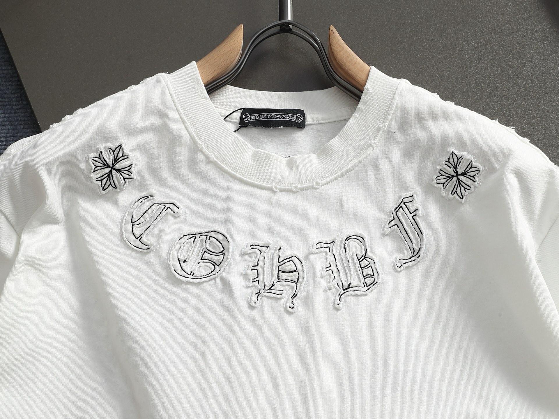 크롬하츠(CHROME HEARTS) 자수 워싱 반팔 티셔츠 상의 의류