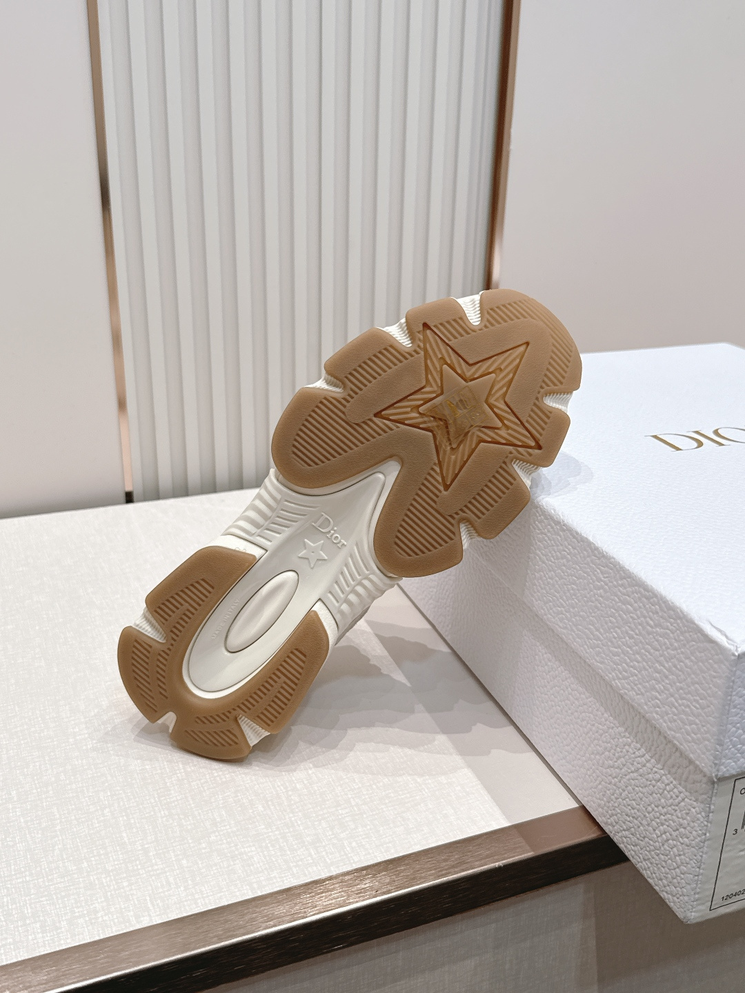 디올(DIOR) 크로노 스니커즈 신발 복제