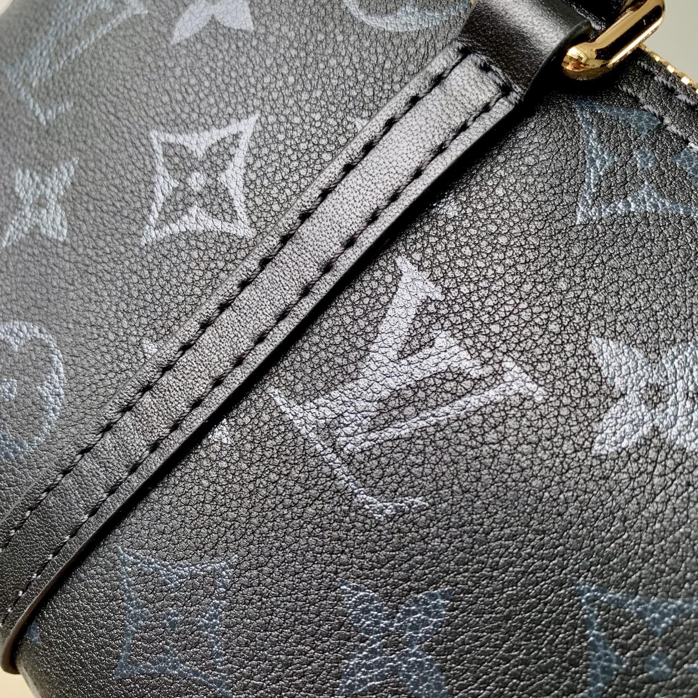 Louis Vuitton Squire East-West LV 루이비통 숄더백 가방