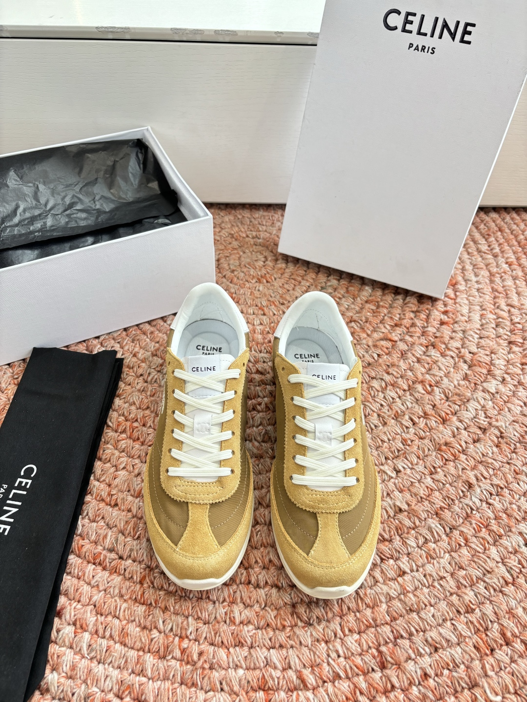 셀린느(CELINE) 레이서 트레이너 스니커즈 신발