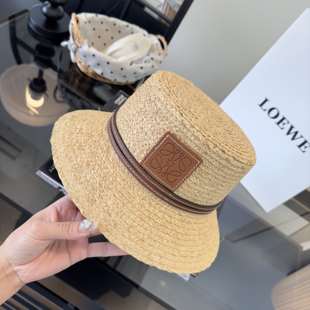 로에베(LOEWE) 라피아 버킷햇 모자