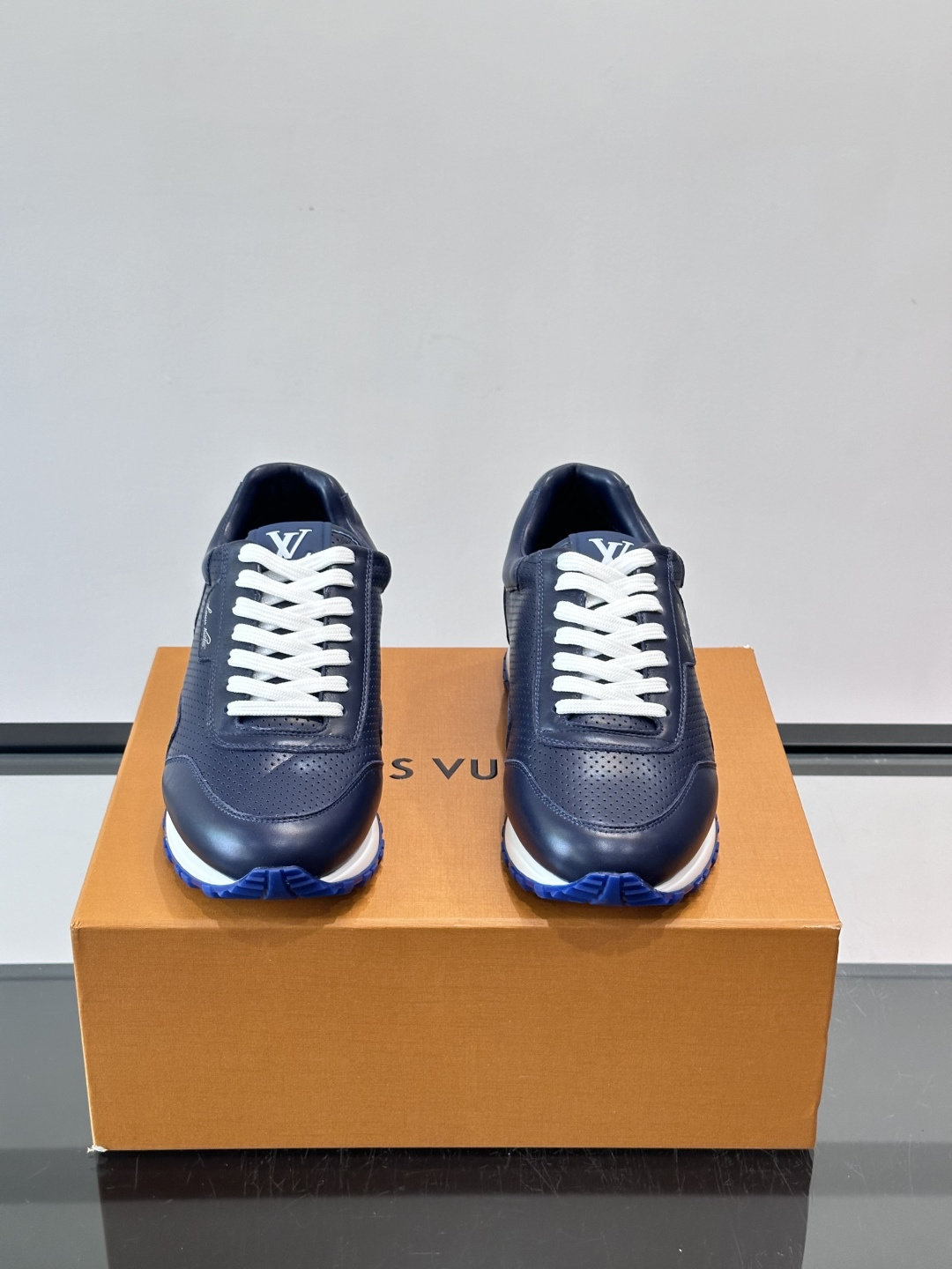 [Louis Vuitton] LV Run Away 루이비통 런 어웨이 맨즈 스니커즈 신발