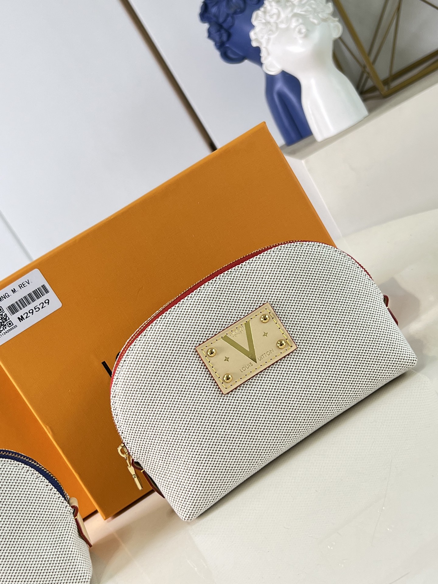 [Louis Vuitton] LV 루이비통 에스칼(Escale) 포셰트 코스메틱 화장품 파우치 백 (스몰) 가방