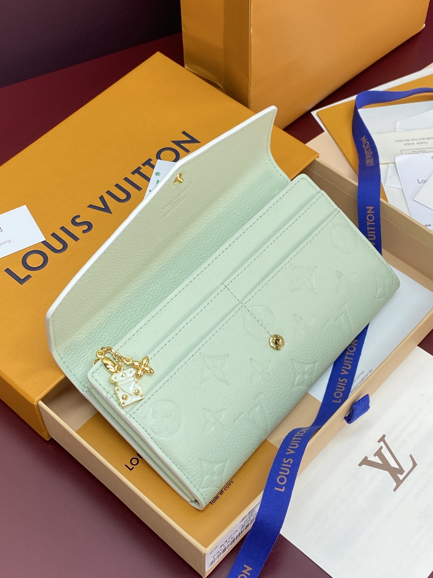 [Louis Vuitton] LV 루이비통 엠프레인 하이 섬머 Sarah 사라 월렛 지갑 M2A359
