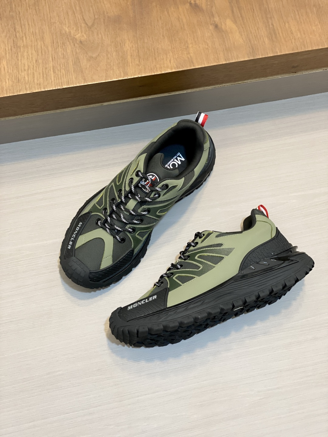 [Moncler] 몽클레어 몽클레르 믹스드 메쉬 & 네오프렌 콤비 스니커즈 신발