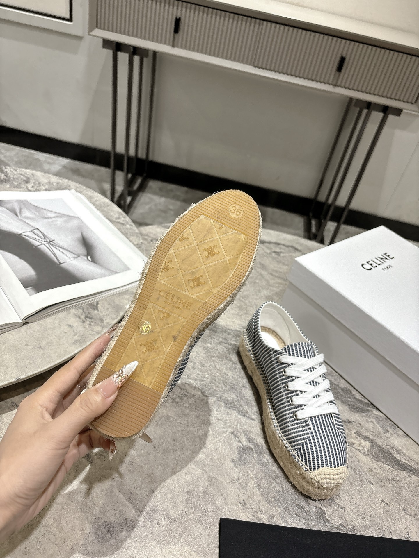 셀린느(CELINE) 스트라이프 에스파드류 레이스업 슈즈 신발