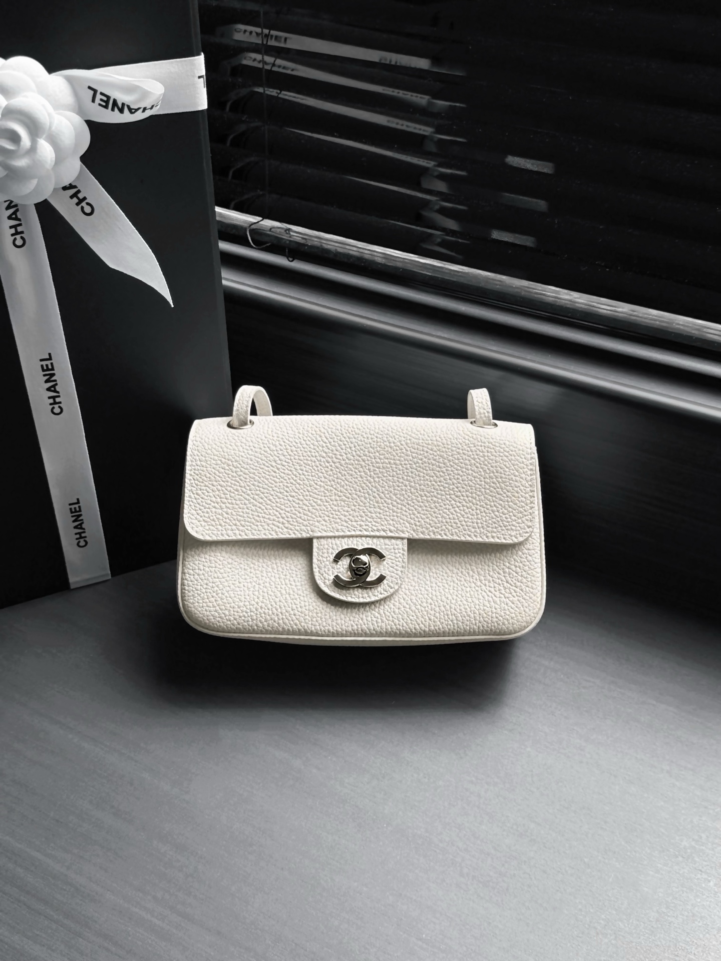 Chanel 26B Mini Flap 샤넬 미니 플랩 가방