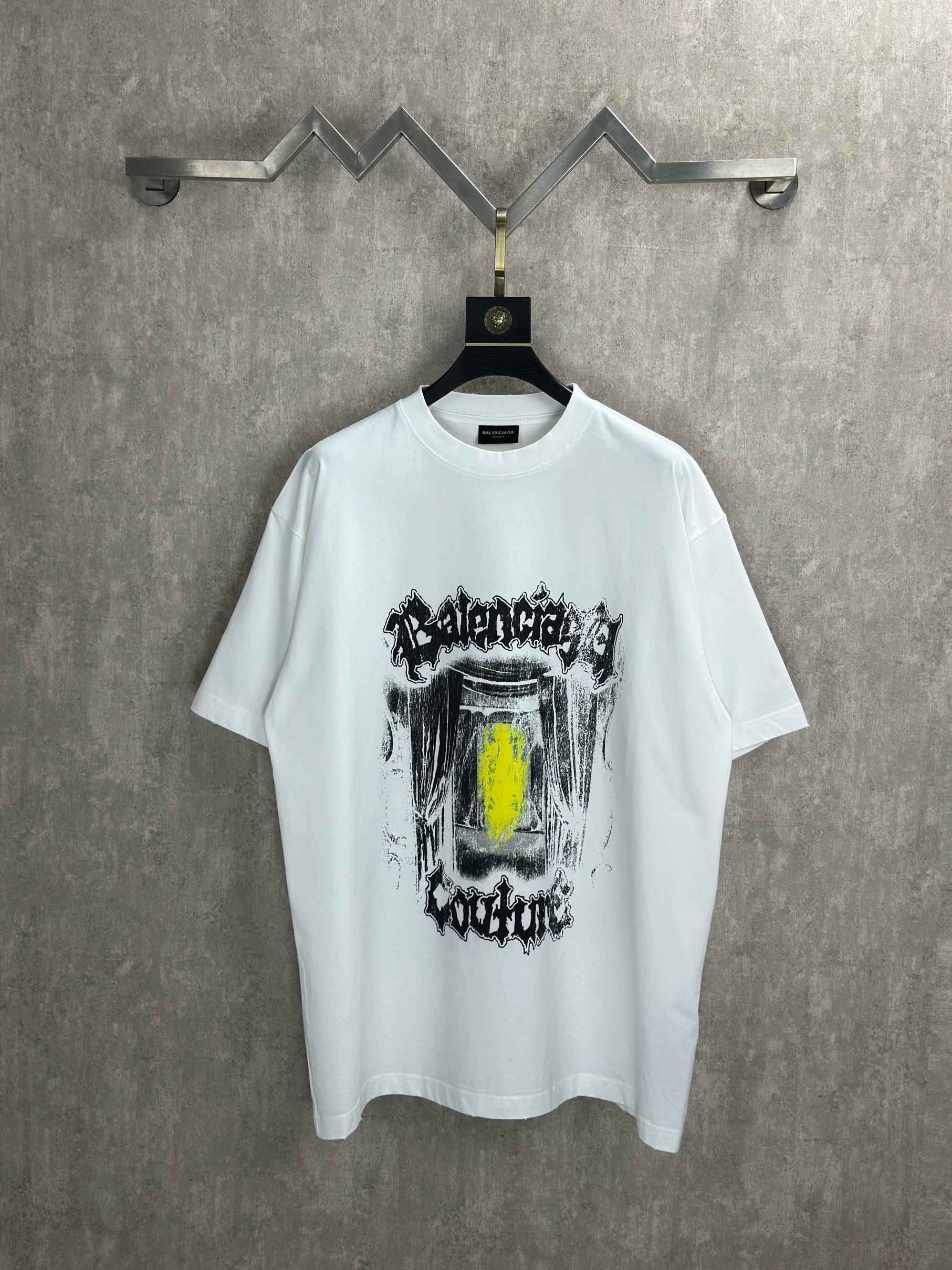 발렌시아가(BALENCIAGA) 꾸뛰르 레터링 반팔 티셔츠 의류