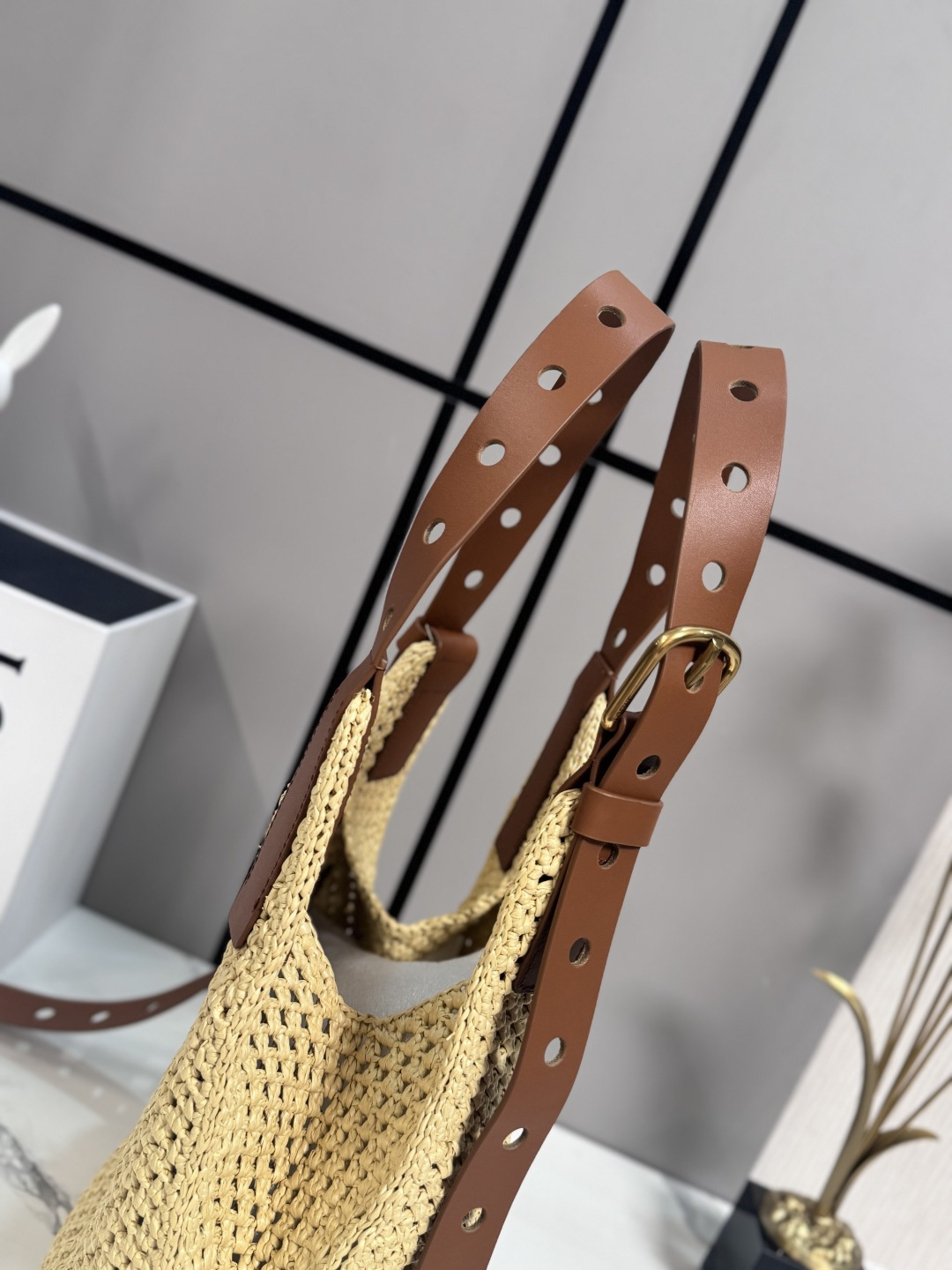 [Loewe] 로에베 Punch Hole Hobo 펀치 홀 호보 라피아 숄더백 가방